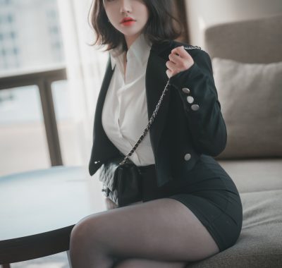 孫樂樂SonYe-Eun合集COS下载 – 包含早期绝版/私房/机构作品照片 [123期 199GB]